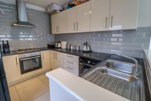 Kitchen- click for photo gallery